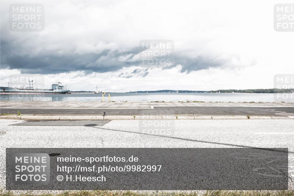 16.08.2026 - KN Förde Triathlon 2026 H.Heesch http://msf.ph/oto/9982997 16.08.2026 12:58:45 Radfahren 595, 713 meine-sportfotos.de