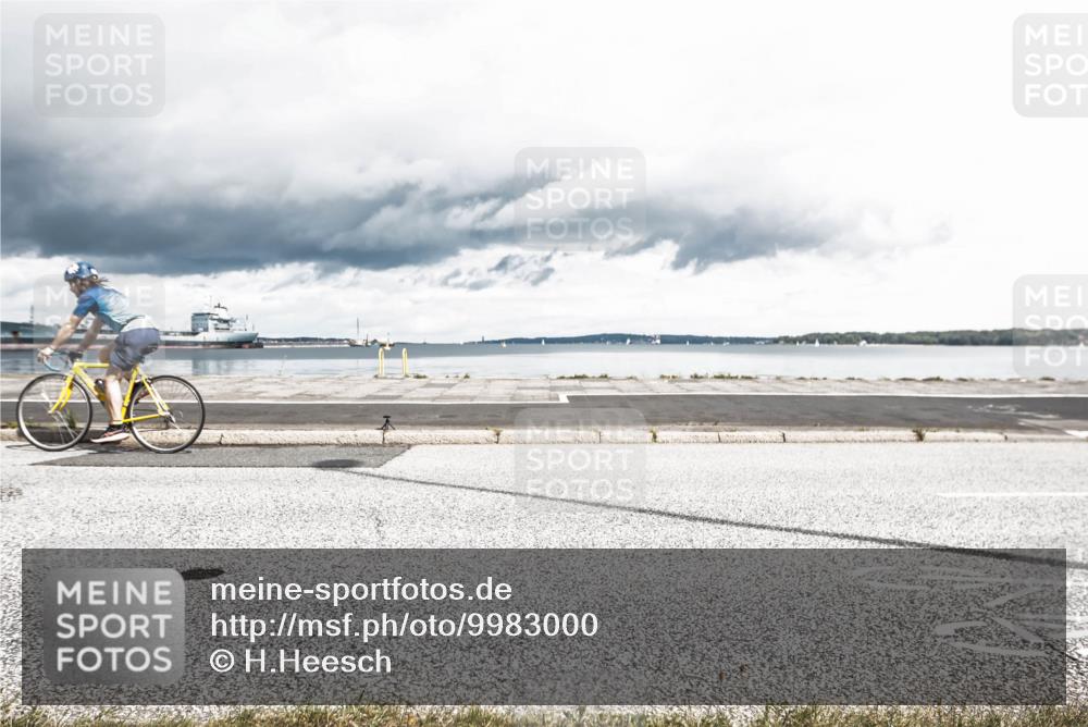 16.08.2026 - KN Förde Triathlon 2026 H.Heesch http://msf.ph/oto/9983000 16.08.2026 12:58:51 Radfahren 521, 715 meine-sportfotos.de