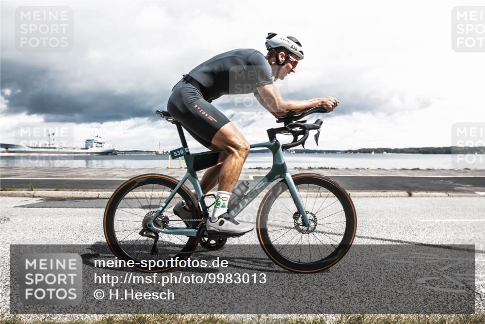 16.08.2026 - KN Förde Triathlon 2026 H.Heesch http://msf.ph/oto/9983013 16.08.2026 12:59:15 Radfahren 501, 530, 730 meine-sportfotos.de