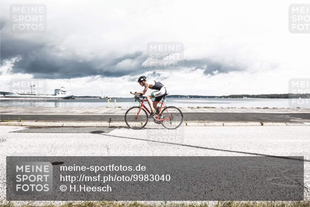 16.08.2026 - KN Förde Triathlon 2026 H.Heesch http://msf.ph/oto/9983040 16.08.2026 12:59:39 Radfahren 362, 520, 543, 598, 604, 612 meine-sportfotos.de