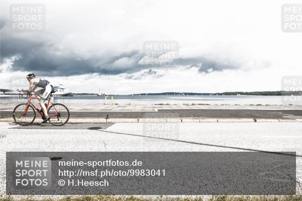 16.08.2026 - KN Förde Triathlon 2026 H.Heesch http://msf.ph/oto/9983041 16.08.2026 12:59:40 Radfahren 362, 507, 520, 604 meine-sportfotos.de