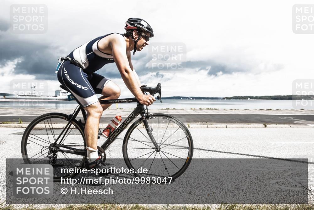 16.08.2026 - KN Förde Triathlon 2026 H.Heesch http://msf.ph/oto/9983047 16.08.2026 12:59:46 Radfahren 362, 506, 507, 520, 603 meine-sportfotos.de