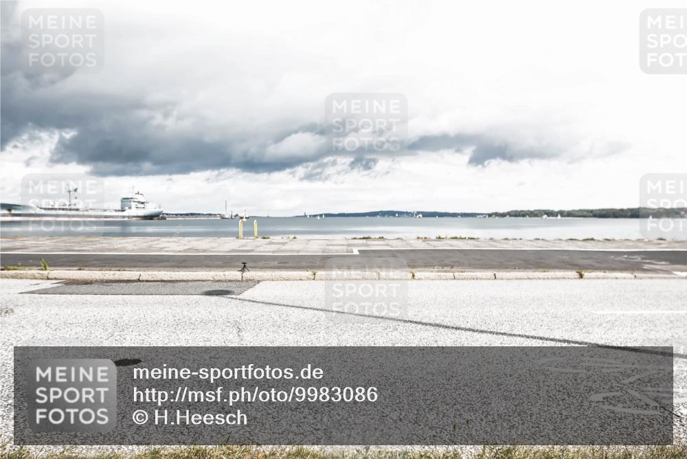 16.08.2026 - KN Förde Triathlon 2026 H.Heesch http://msf.ph/oto/9983086 16.08.2026 13:00:17 Radfahren 576, 732, 735 meine-sportfotos.de