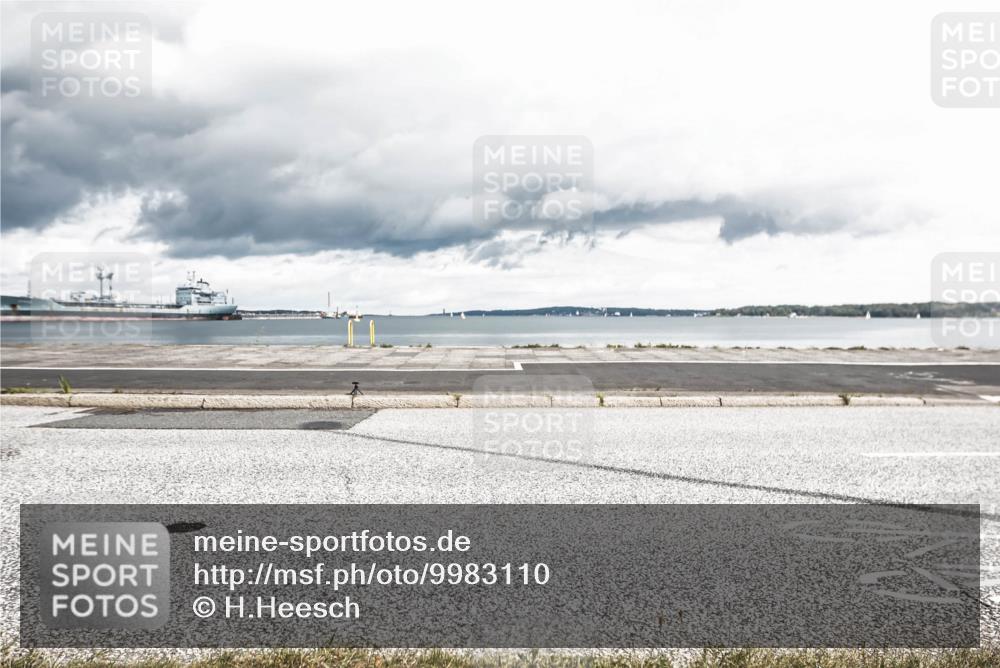 16.08.2026 - KN Förde Triathlon 2026 H.Heesch http://msf.ph/oto/9983110 16.08.2026 13:01:14 Radfahren 549, 574, 596, 726, 739 meine-sportfotos.de