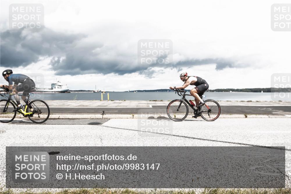 16.08.2026 - KN Förde Triathlon 2026 H.Heesch http://msf.ph/oto/9983147 16.08.2026 13:01:48 Radfahren 503, 532, 598, 608, 719, 733 meine-sportfotos.de