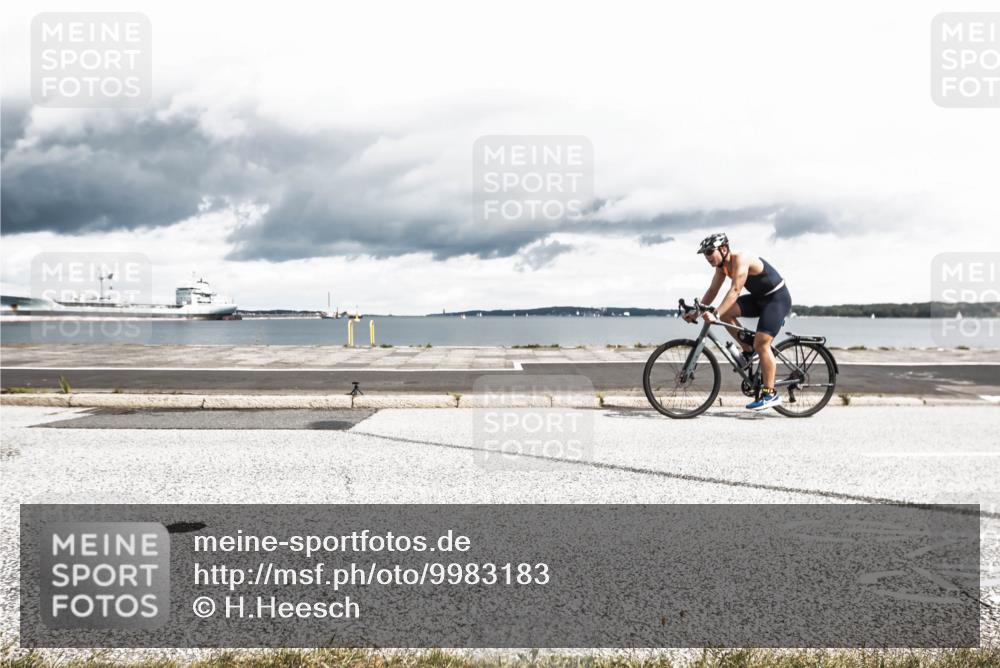 16.08.2026 - KN Förde Triathlon 2026 H.Heesch http://msf.ph/oto/9983183 16.08.2026 13:02:44 Radfahren 502, 557, 701, 707 meine-sportfotos.de