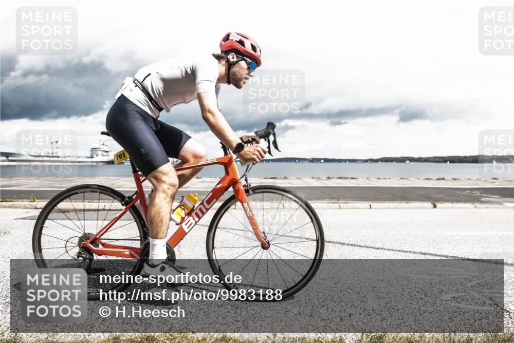 16.08.2026 - KN Förde Triathlon 2026 H.Heesch http://msf.ph/oto/9983188 16.08.2026 13:02:46 Radfahren 557, 701 meine-sportfotos.de