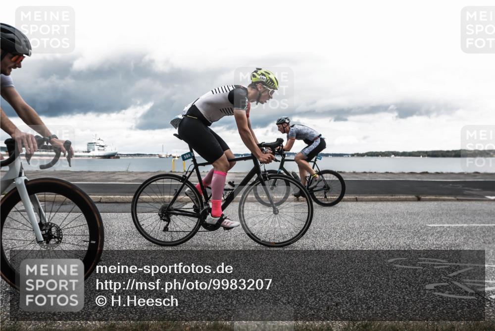 16.08.2026 - KN Förde Triathlon 2026 H.Heesch http://msf.ph/oto/9983207 16.08.2026 13:03:35 Radfahren 504, 517, 518, 523, 531, 535, 549, 568, 573, 574 meine-sportfotos.de