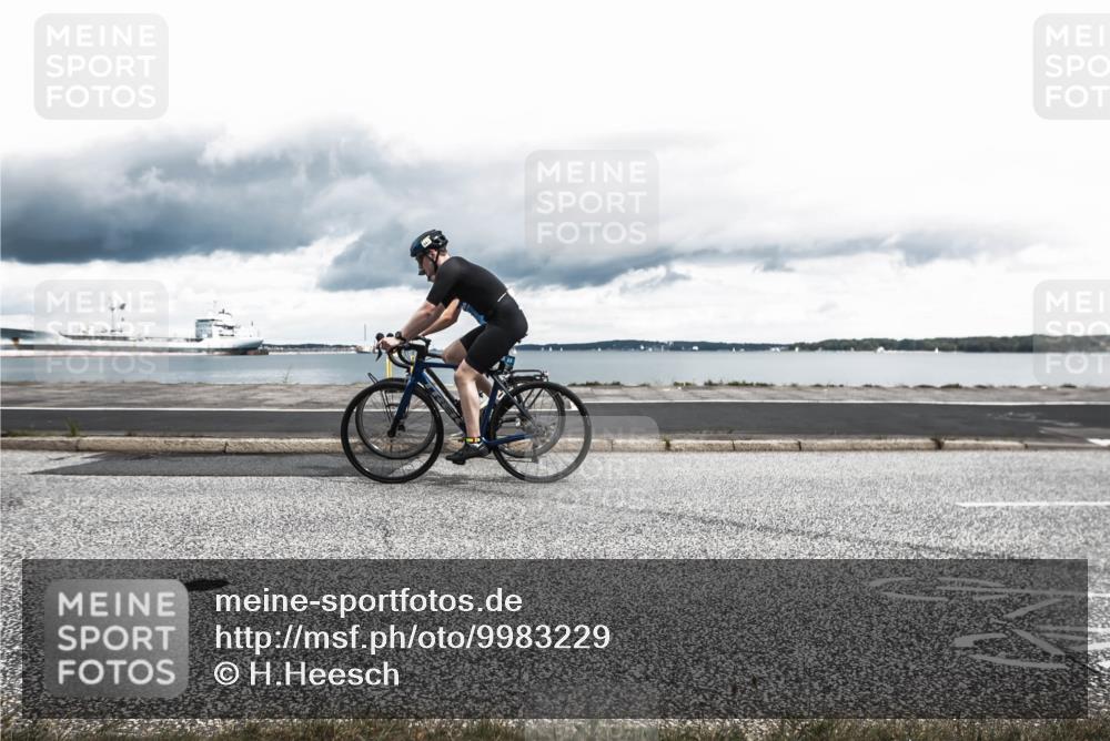 16.08.2026 - KN Förde Triathlon 2026 H.Heesch http://msf.ph/oto/9983229 16.08.2026 13:03:54 Radfahren 561, 580, 719, 726, 733 meine-sportfotos.de