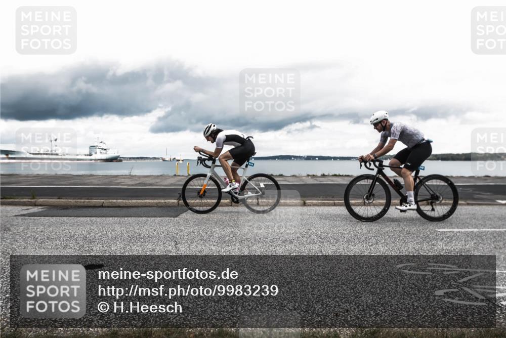 16.08.2026 - KN Förde Triathlon 2026 H.Heesch http://msf.ph/oto/9983239 16.08.2026 13:04:11 Radfahren 514, 515, 542, 545, 571, 721 meine-sportfotos.de