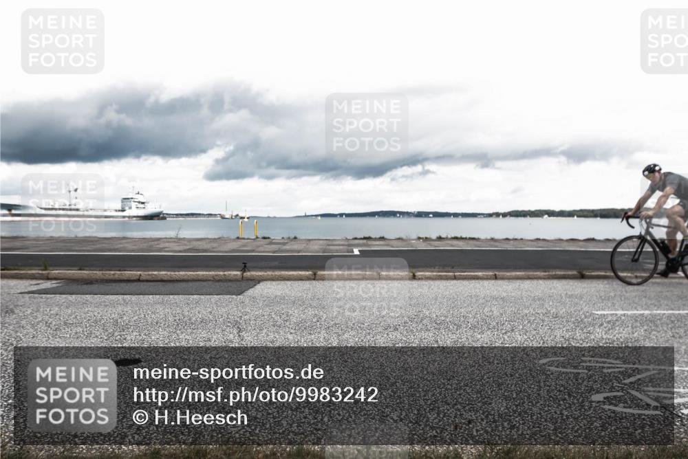 16.08.2026 - KN Förde Triathlon 2026 H.Heesch http://msf.ph/oto/9983242 16.08.2026 13:04:12 Radfahren 515, 545, 571, 721 meine-sportfotos.de