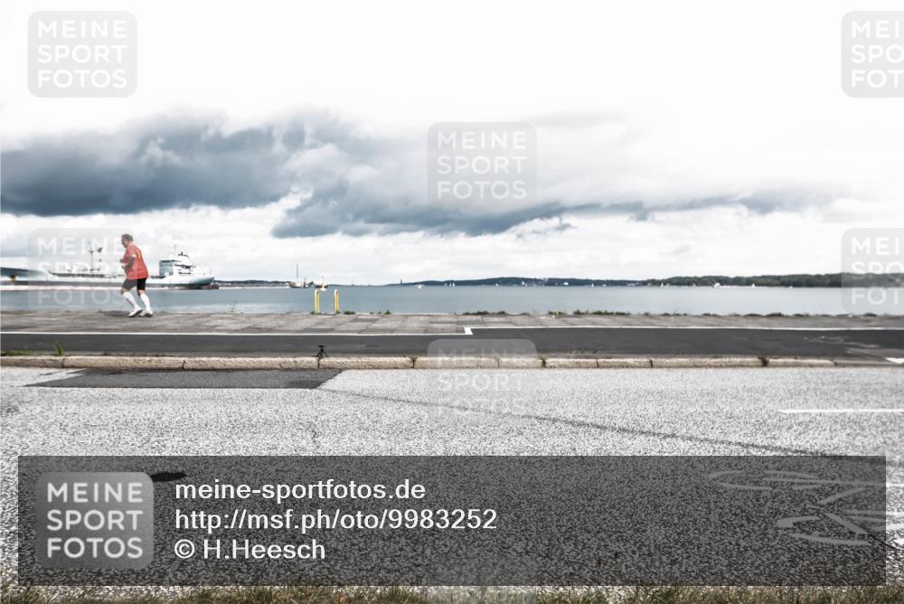 16.08.2026 - KN Förde Triathlon 2026 H.Heesch http://msf.ph/oto/9983252 16.08.2026 13:04:19 Radfahren 575, 606 meine-sportfotos.de