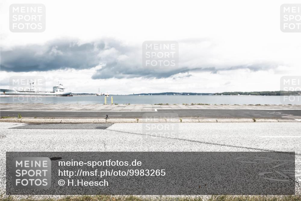 16.08.2026 - KN Förde Triathlon 2026 H.Heesch http://msf.ph/oto/9983265 16.08.2026 13:04:25 Radfahren 575, 583 meine-sportfotos.de