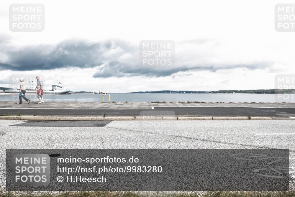 16.08.2026 - KN Förde Triathlon 2026 H.Heesch http://msf.ph/oto/9983280 16.08.2026 13:04:44 Radfahren 555, 705, 717 meine-sportfotos.de