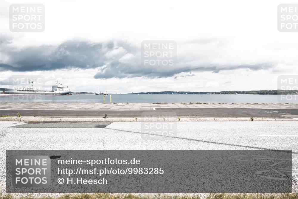 16.08.2026 - KN Förde Triathlon 2026 H.Heesch http://msf.ph/oto/9983285 16.08.2026 13:04:46 Radfahren 555, 705, 717 meine-sportfotos.de
