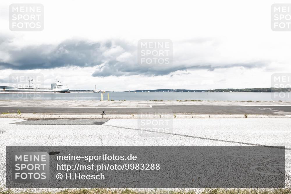16.08.2026 - KN Förde Triathlon 2026 H.Heesch http://msf.ph/oto/9983288 16.08.2026 13:04:48 Radfahren 555, 705, 717 meine-sportfotos.de