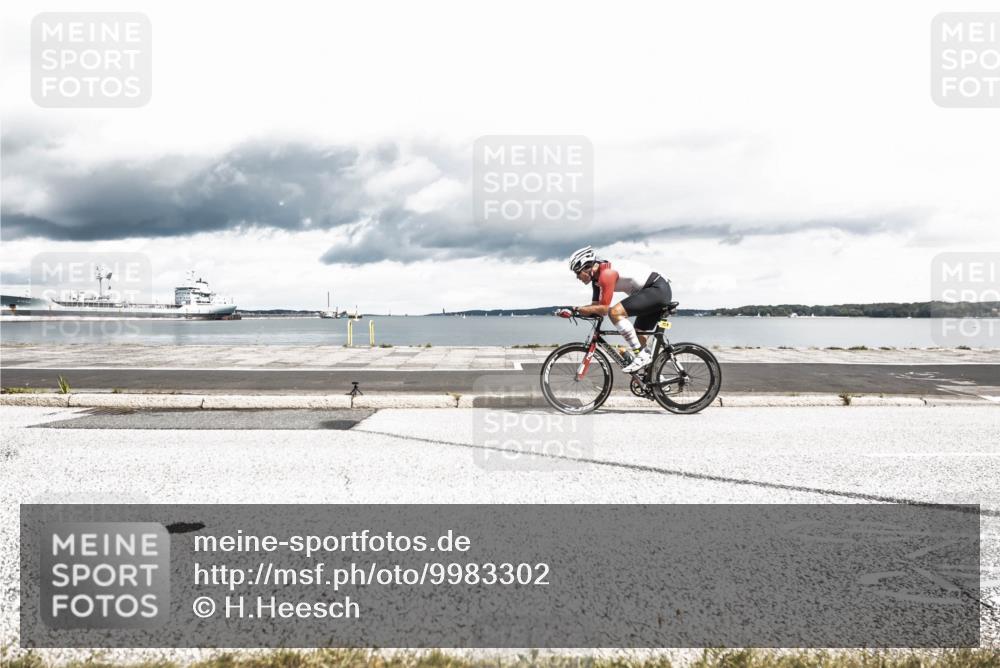 16.08.2026 - KN Förde Triathlon 2026 H.Heesch http://msf.ph/oto/9983302 16.08.2026 13:04:57 Radfahren 501, 509, 562, 724, 727 meine-sportfotos.de
