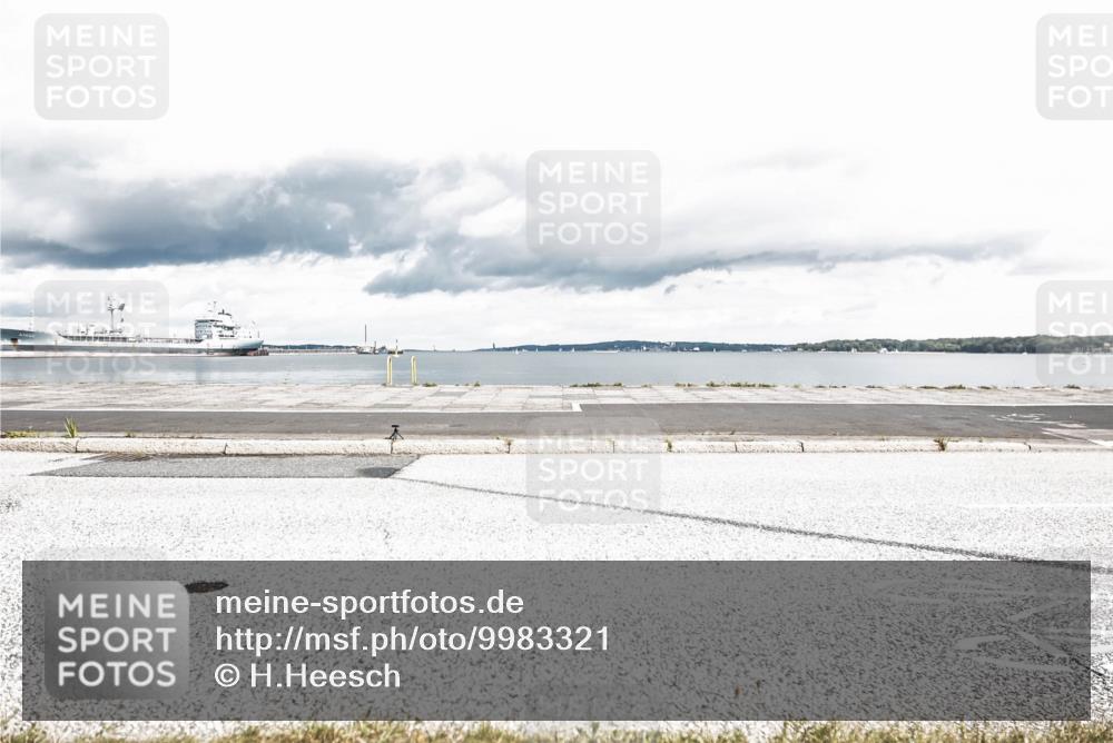 16.08.2026 - KN Förde Triathlon 2026 H.Heesch http://msf.ph/oto/9983321 16.08.2026 13:05:09 Radfahren 196, 502, 512, 711 meine-sportfotos.de