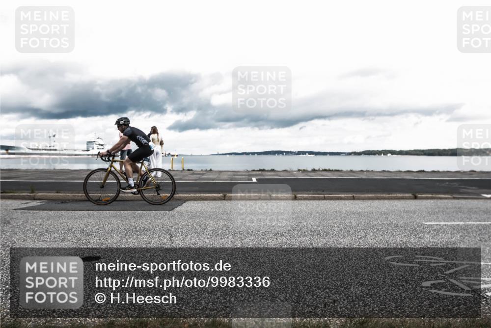16.08.2026 - KN Förde Triathlon 2026 H.Heesch http://msf.ph/oto/9983336 16.08.2026 13:05:32 Radfahren 362, 521, 528, 565, 566 meine-sportfotos.de