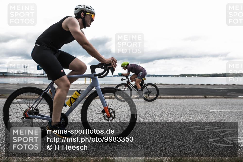 16.08.2026 - KN Förde Triathlon 2026 H.Heesch http://msf.ph/oto/9983353 16.08.2026 13:06:09 Radfahren 514, 535, 542, 567, 585, 609, 715, 745 meine-sportfotos.de