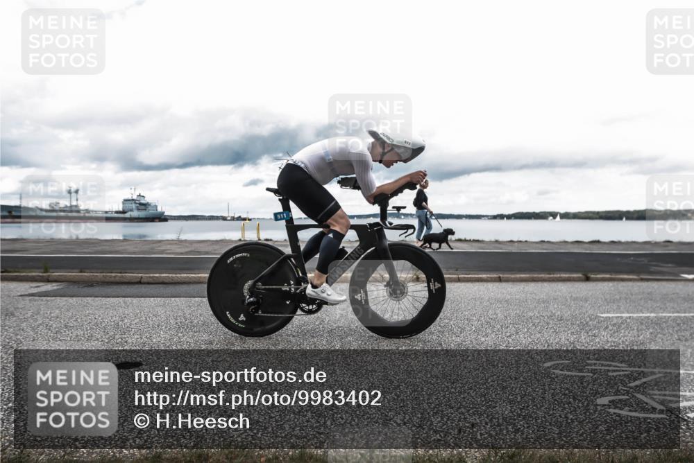 16.08.2026 - KN Förde Triathlon 2026 H.Heesch http://msf.ph/oto/9983402 16.08.2026 13:07:29 Radfahren 196, 511, 513, 540, 605, 611, 718, 735 meine-sportfotos.de