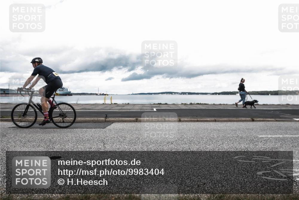 16.08.2026 - KN Förde Triathlon 2026 H.Heesch http://msf.ph/oto/9983404 16.08.2026 13:07:32 Radfahren 196, 513, 592, 718 meine-sportfotos.de