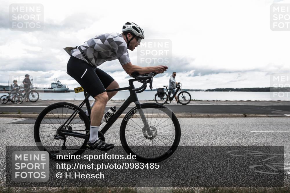 16.08.2026 - KN Förde Triathlon 2026 H.Heesch http://msf.ph/oto/9983485 16.08.2026 13:10:17 Radfahren 592, 710 meine-sportfotos.de