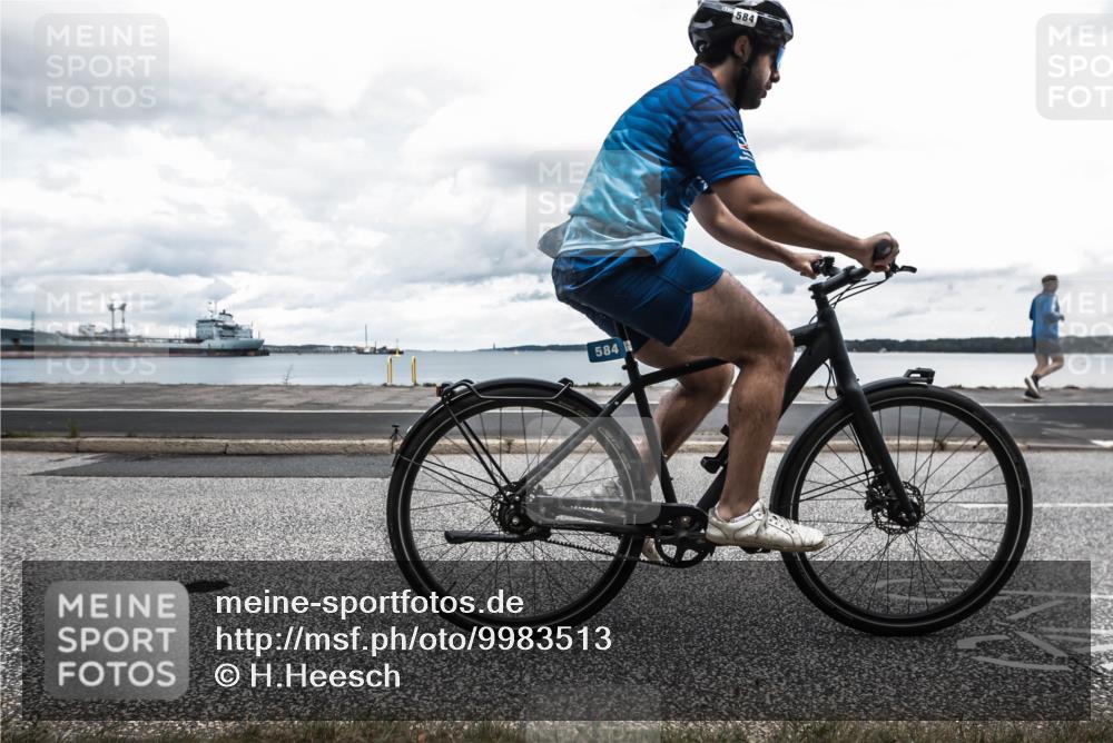 16.08.2026 - KN Förde Triathlon 2026 H.Heesch http://msf.ph/oto/9983513 16.08.2026 13:11:13 Radfahren 577, 584, 706 meine-sportfotos.de
