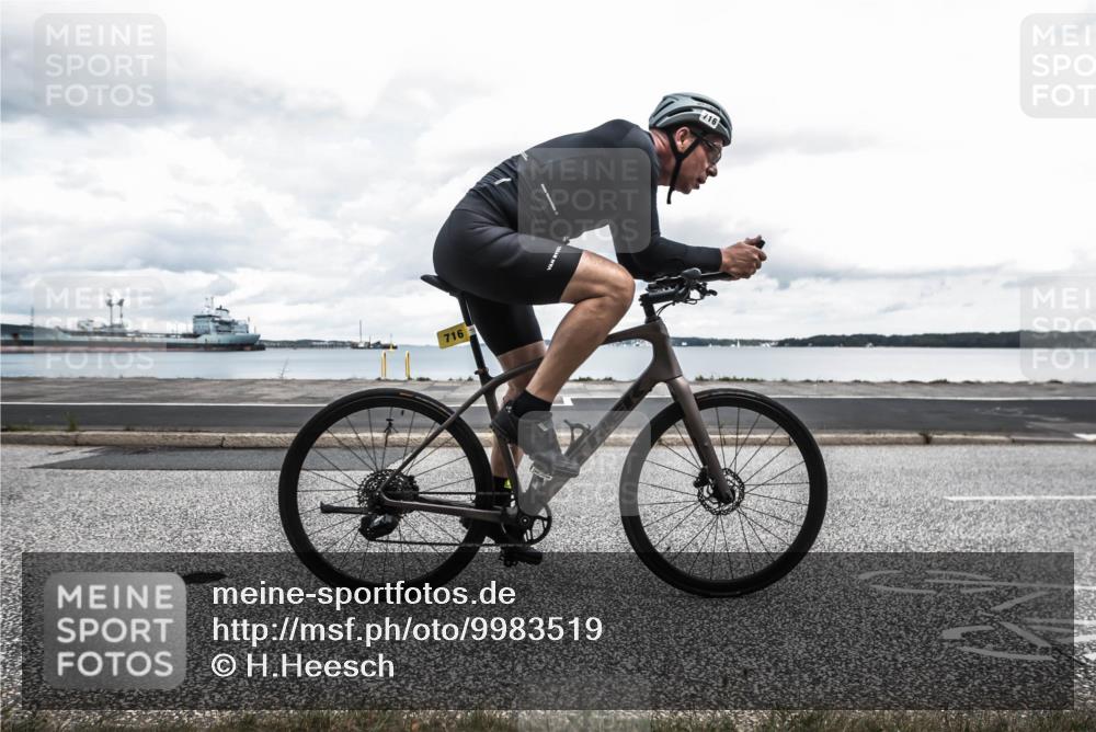 16.08.2026 - KN Förde Triathlon 2026 H.Heesch http://msf.ph/oto/9983519 16.08.2026 13:11:25 Radfahren 557, 572, 576, 604, 608, 703, 716 meine-sportfotos.de