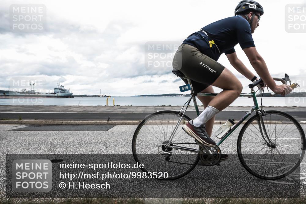 16.08.2026 - KN Förde Triathlon 2026 H.Heesch http://msf.ph/oto/9983520 16.08.2026 13:11:26 Radfahren 557, 576, 604, 608, 703, 716 meine-sportfotos.de