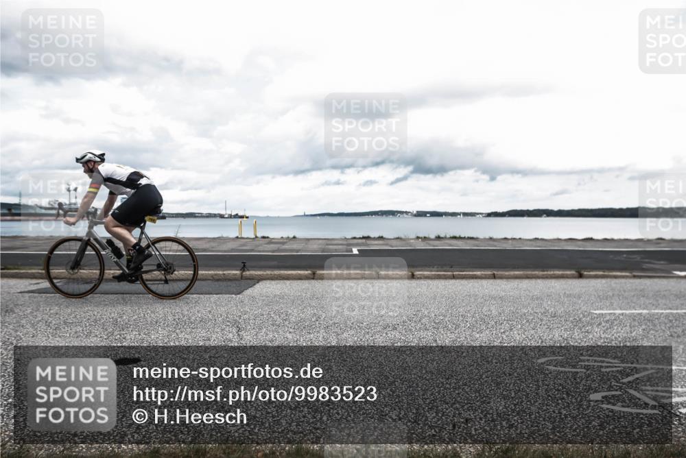 16.08.2026 - KN Förde Triathlon 2026 H.Heesch http://msf.ph/oto/9983523 16.08.2026 13:11:30 Radfahren 508, 557, 559, 703 meine-sportfotos.de