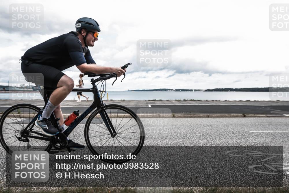 16.08.2026 - KN Förde Triathlon 2026 H.Heesch http://msf.ph/oto/9983528 16.08.2026 13:11:44 Radfahren 522, 548, 581, 702 meine-sportfotos.de