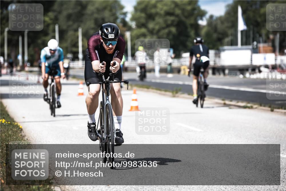 16.08.2026 - KN Förde Triathlon 2026 H.Heesch http://msf.ph/oto/9983636 16.08.2026 12:55:11 Radfahren 523, 705, 706, 733 meine-sportfotos.de