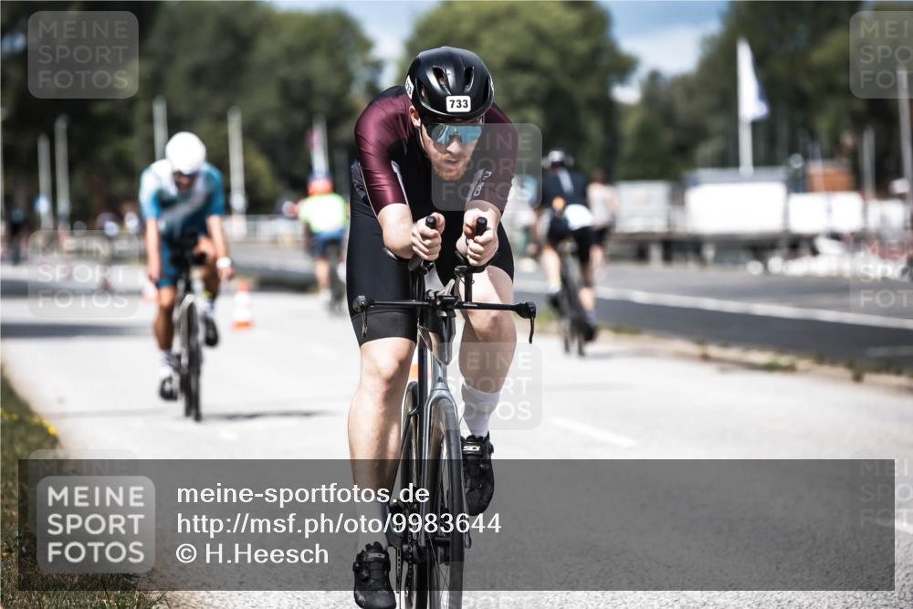 16.08.2026 - KN Förde Triathlon 2026 H.Heesch http://msf.ph/oto/9983644 16.08.2026 12:55:11 Radfahren 523, 705, 706, 733 meine-sportfotos.de