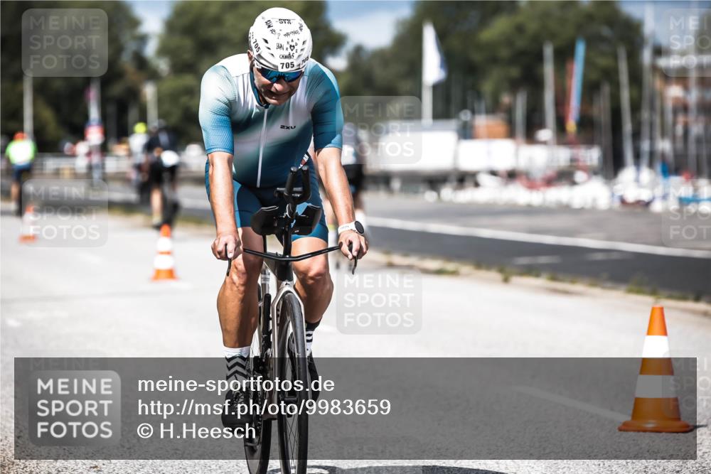 16.08.2026 - KN Förde Triathlon 2026 H.Heesch http://msf.ph/oto/9983659 16.08.2026 12:55:12 Radfahren 705, 706, 711, 733 meine-sportfotos.de