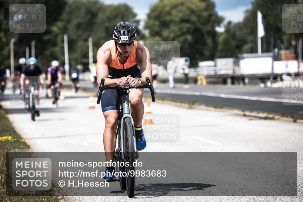 16.08.2026 - KN Förde Triathlon 2026 H.Heesch http://msf.ph/oto/9983683 16.08.2026 12:55:20 Radfahren 502, 514, 572, 587, 711 meine-sportfotos.de