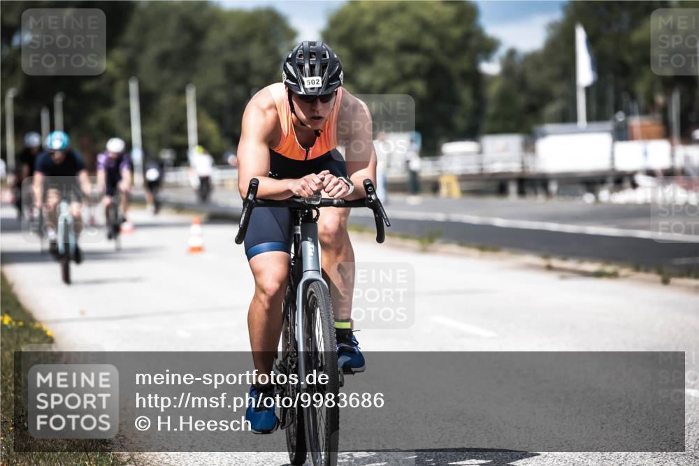 16.08.2026 - KN Förde Triathlon 2026 H.Heesch http://msf.ph/oto/9983686 16.08.2026 12:55:21 Radfahren 502, 514, 546, 572, 587 meine-sportfotos.de