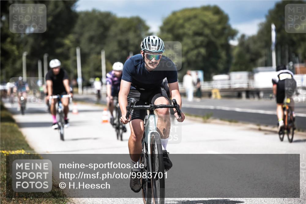 16.08.2026 - KN Förde Triathlon 2026 H.Heesch http://msf.ph/oto/9983701 16.08.2026 12:55:23 Radfahren 502, 546, 572, 587, 719 meine-sportfotos.de