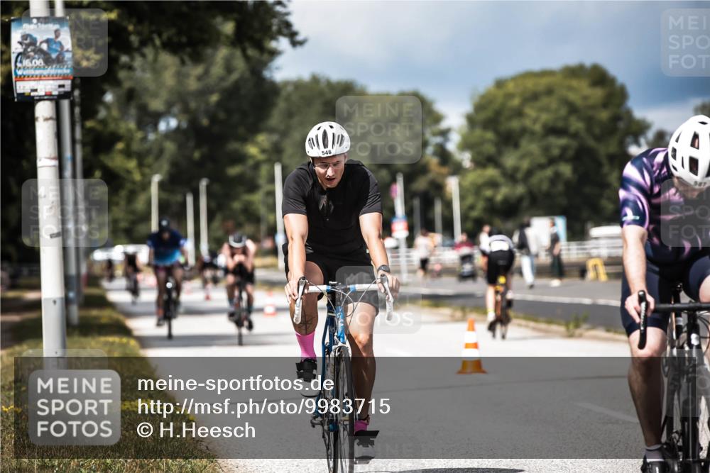 16.08.2026 - KN Förde Triathlon 2026 H.Heesch http://msf.ph/oto/9983715 16.08.2026 12:55:25 Radfahren 546, 572, 587, 719, 720 meine-sportfotos.de