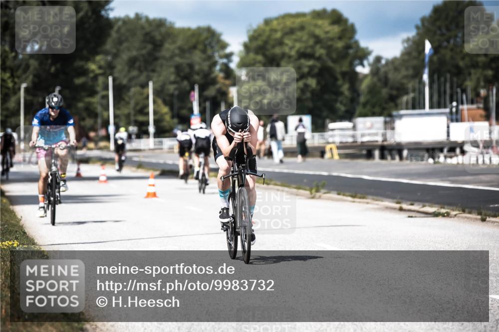 16.08.2026 - KN Förde Triathlon 2026 H.Heesch http://msf.ph/oto/9983732 16.08.2026 12:55:27 Radfahren 546, 572, 580, 587, 719, 720 meine-sportfotos.de