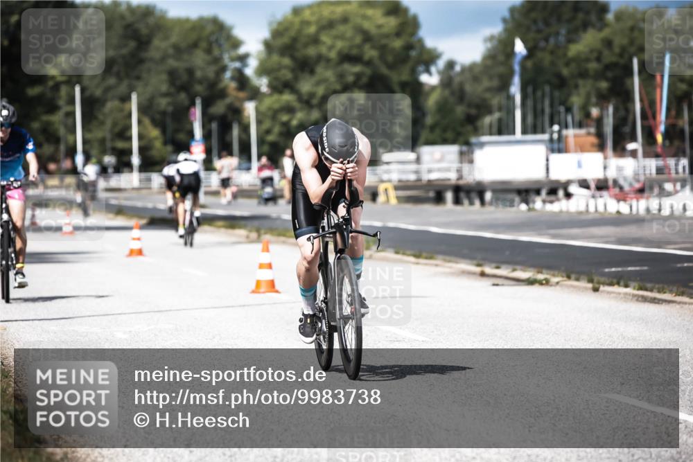 16.08.2026 - KN Förde Triathlon 2026 H.Heesch http://msf.ph/oto/9983738 16.08.2026 12:55:28 Radfahren 546, 580, 587, 719, 720 meine-sportfotos.de