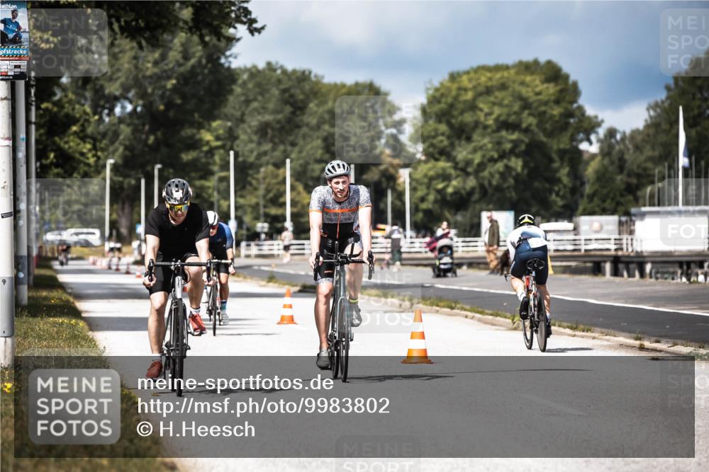 16.08.2026 - KN Förde Triathlon 2026 H.Heesch http://msf.ph/oto/9983802 16.08.2026 12:55:49 Radfahren 517, 561, 562, 569 meine-sportfotos.de