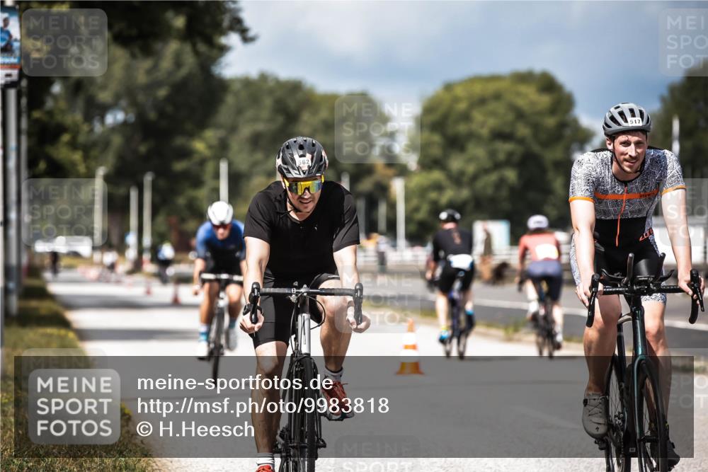 16.08.2026 - KN Förde Triathlon 2026 H.Heesch http://msf.ph/oto/9983818 16.08.2026 12:55:51 Radfahren 517, 561, 562, 569, 740 meine-sportfotos.de