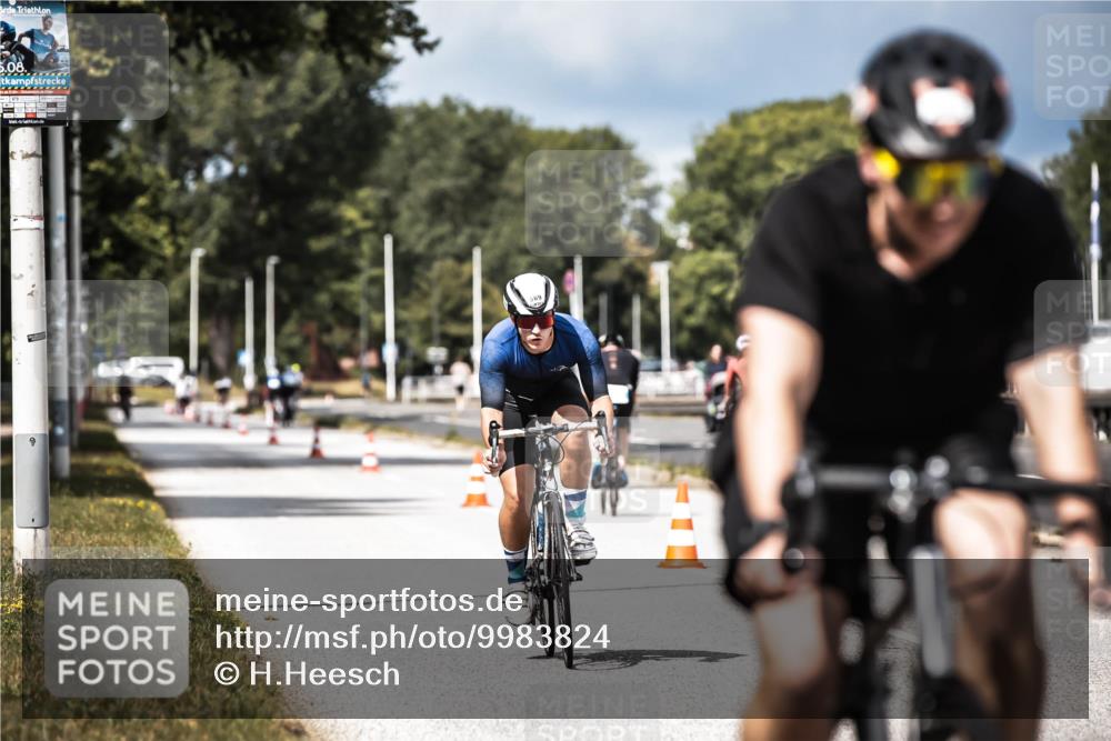 16.08.2026 - KN Förde Triathlon 2026 H.Heesch http://msf.ph/oto/9983824 16.08.2026 12:55:52 Radfahren 517, 542, 562, 569, 724, 727, 740 meine-sportfotos.de