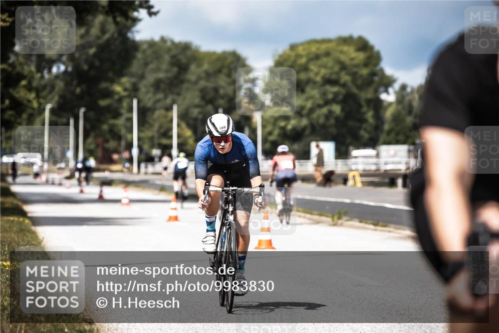 16.08.2026 - KN Förde Triathlon 2026 H.Heesch http://msf.ph/oto/9983830 16.08.2026 12:55:52 Radfahren 517, 542, 562, 569, 724, 727, 740 meine-sportfotos.de