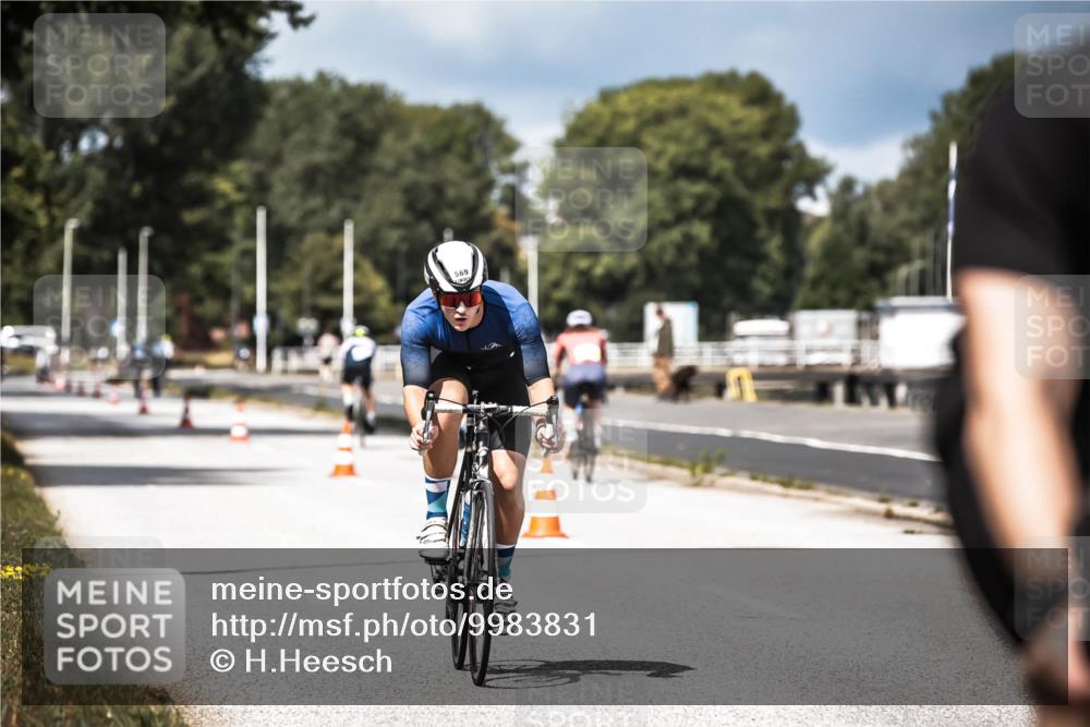 16.08.2026 - KN Förde Triathlon 2026 H.Heesch http://msf.ph/oto/9983831 16.08.2026 12:55:52 Radfahren 517, 542, 562, 569, 724, 727, 740 meine-sportfotos.de