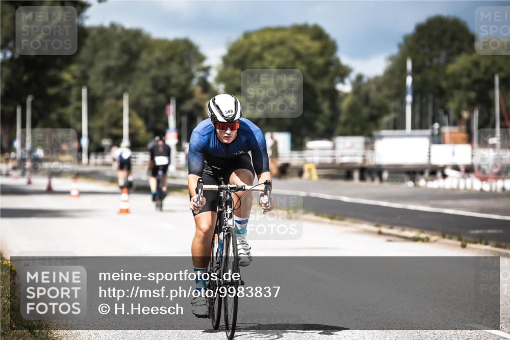 16.08.2026 - KN Förde Triathlon 2026 H.Heesch http://msf.ph/oto/9983837 16.08.2026 12:55:52 Radfahren 517, 542, 562, 569, 724, 727, 740 meine-sportfotos.de