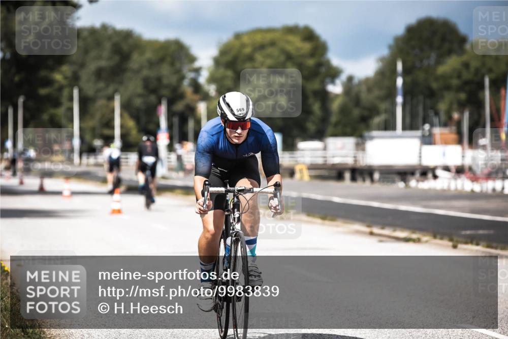 16.08.2026 - KN Förde Triathlon 2026 H.Heesch http://msf.ph/oto/9983839 16.08.2026 12:55:53 Radfahren 517, 542, 562, 569, 724, 727, 740 meine-sportfotos.de
