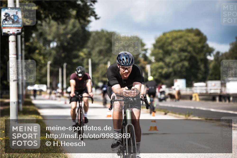 16.08.2026 - KN Förde Triathlon 2026 H.Heesch http://msf.ph/oto/9983869 16.08.2026 12:56:11 Radfahren 512, 567, 573, 585 meine-sportfotos.de