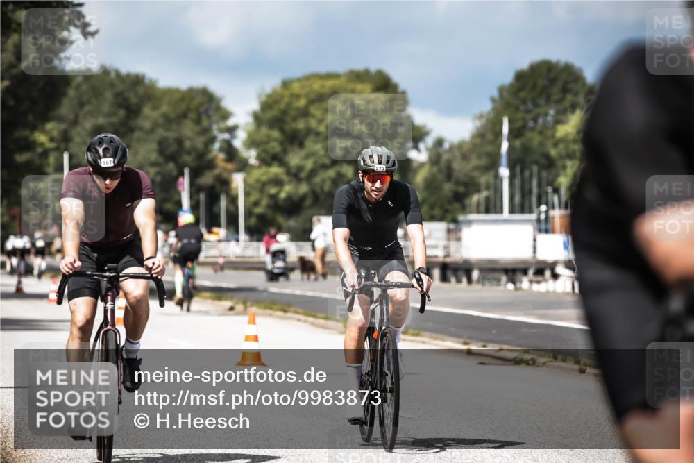 16.08.2026 - KN Förde Triathlon 2026 H.Heesch http://msf.ph/oto/9983873 16.08.2026 12:56:12 Radfahren 512, 567, 573, 585 meine-sportfotos.de